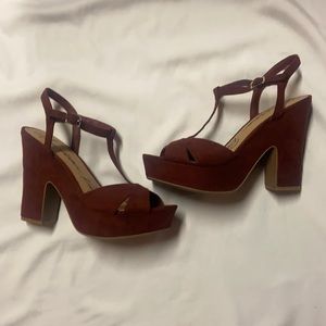 American Rag Maroon Size 8.5 Heels